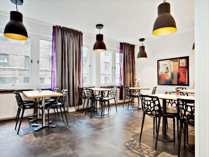 Western Arena Hotell